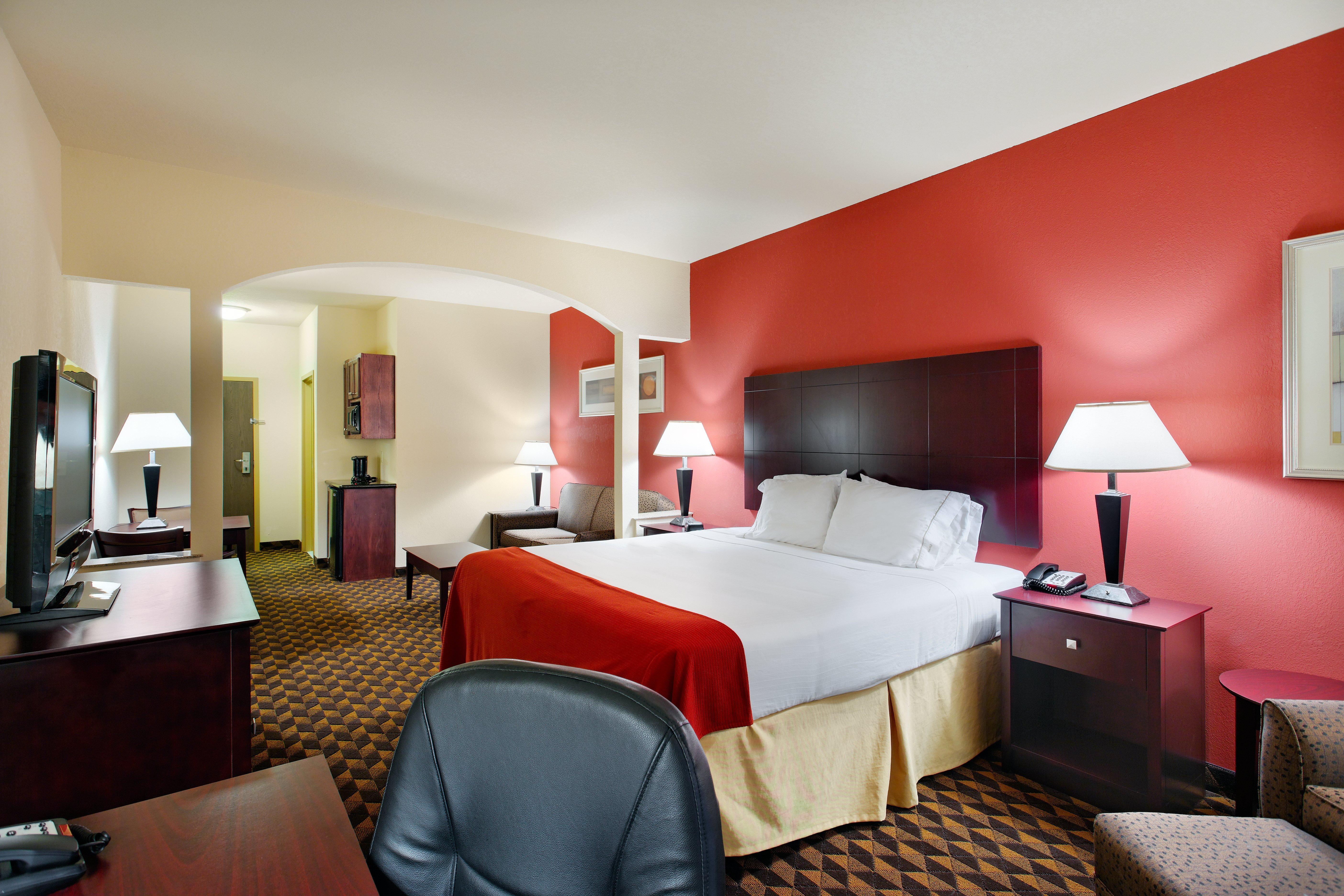 Holiday Inn Express & Suites Malvern By Ihg Extérieur photo