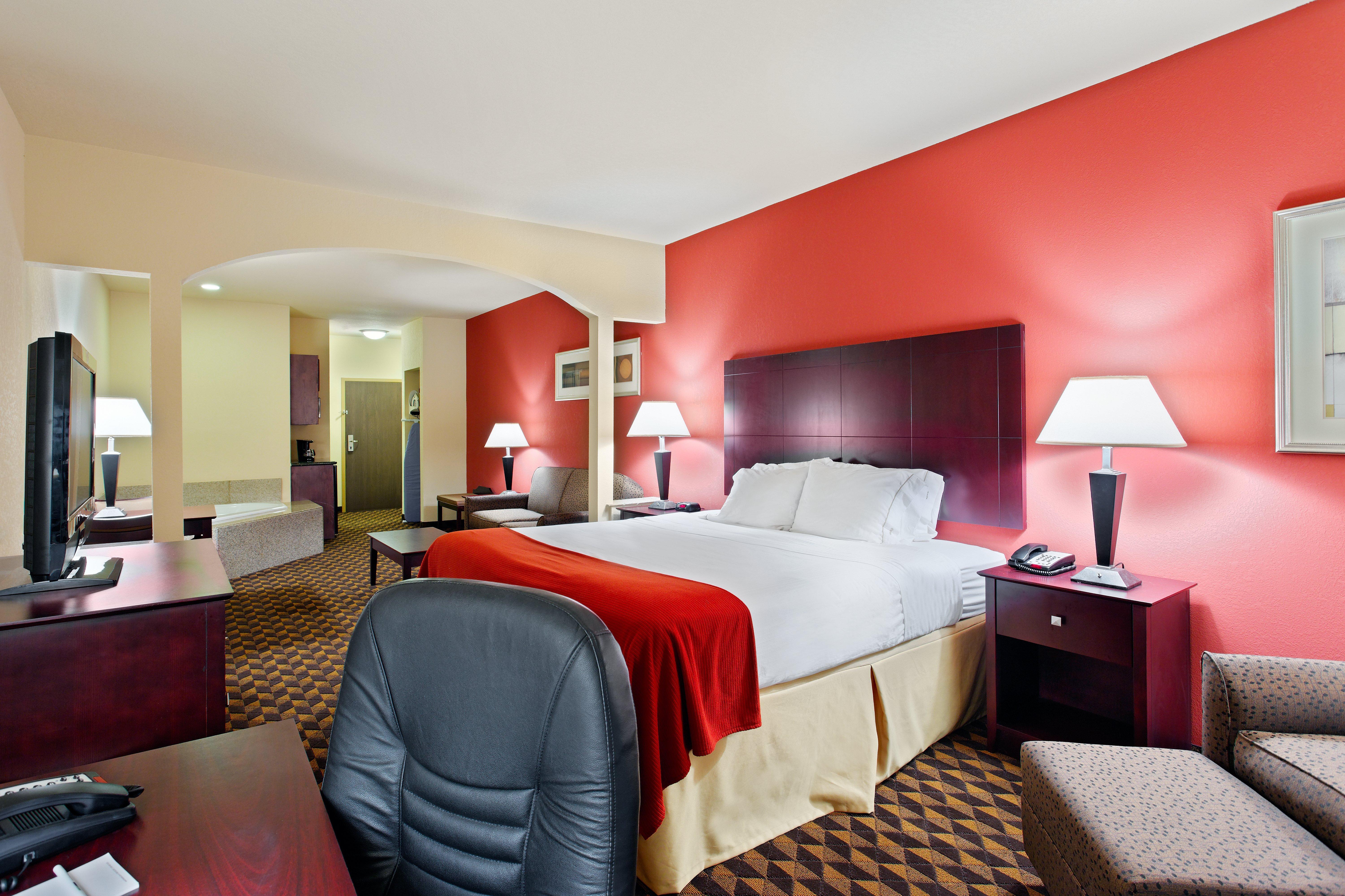 Holiday Inn Express & Suites Malvern By Ihg Extérieur photo