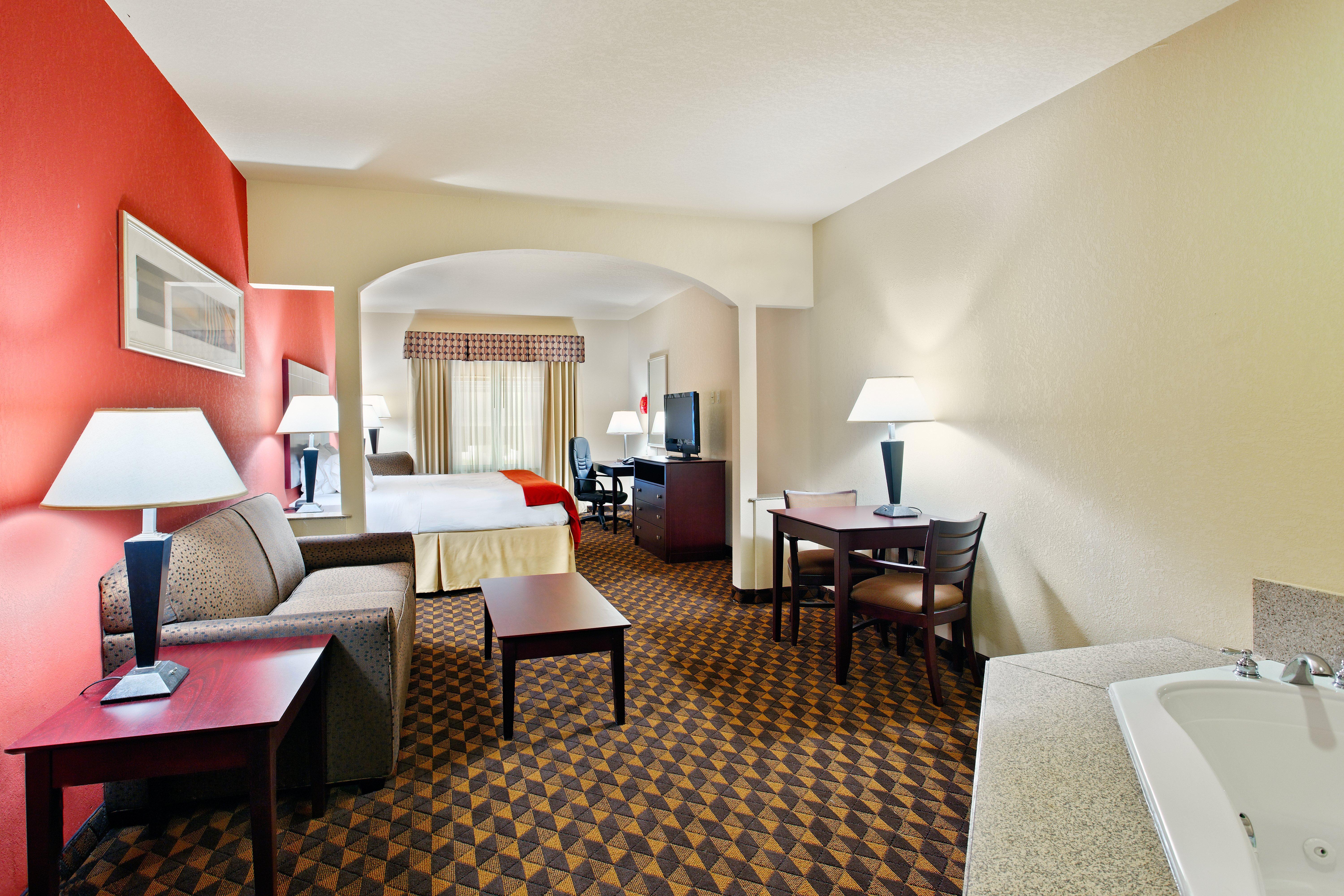 Holiday Inn Express & Suites Malvern By Ihg Extérieur photo